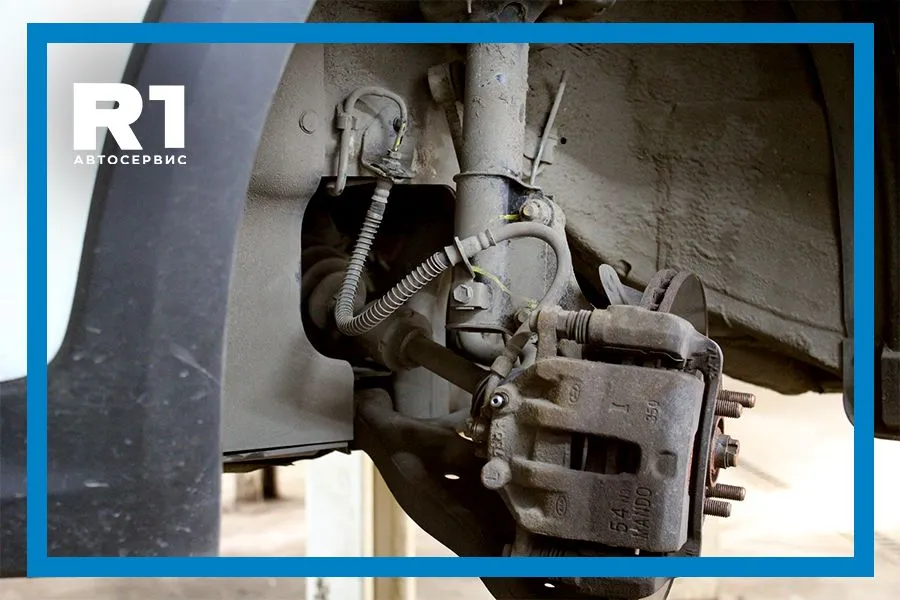 Замена тормозных шлангов