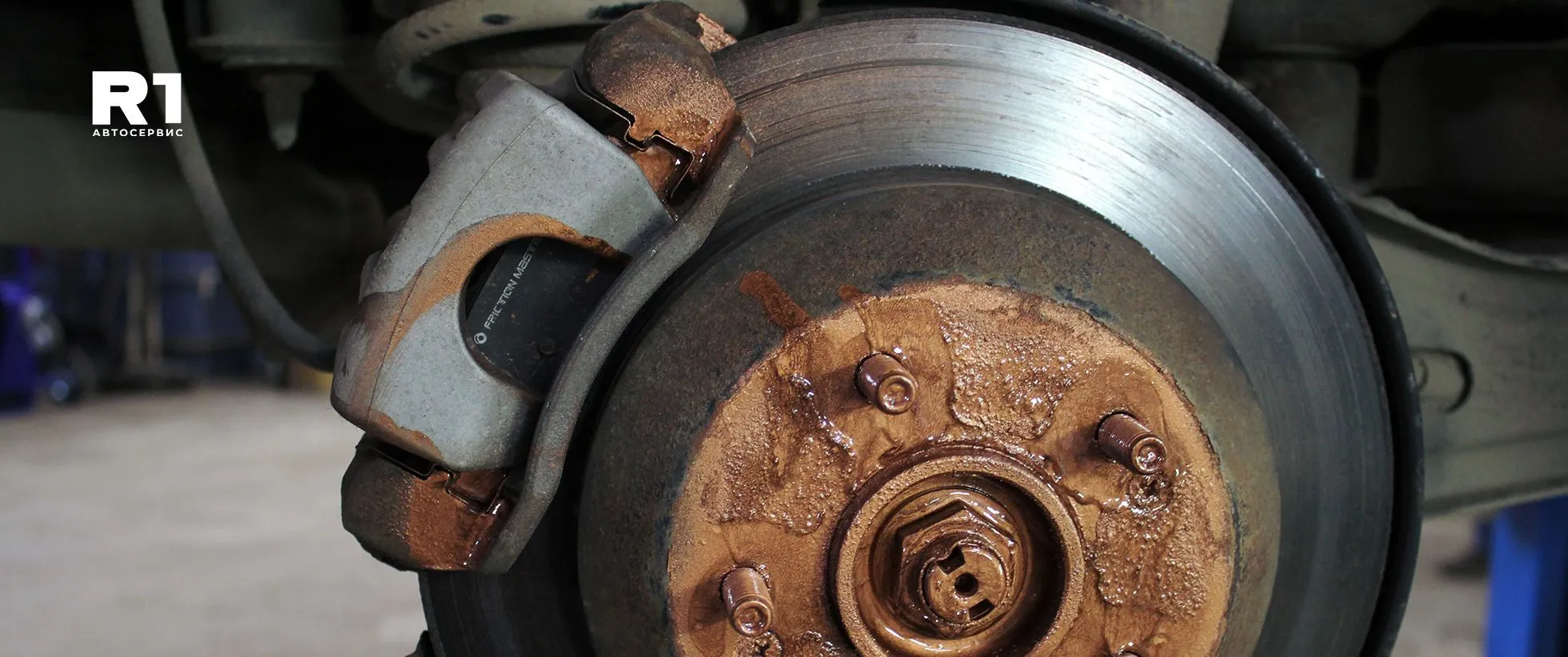 Замена задних тормозных дисков КИА Рио 3