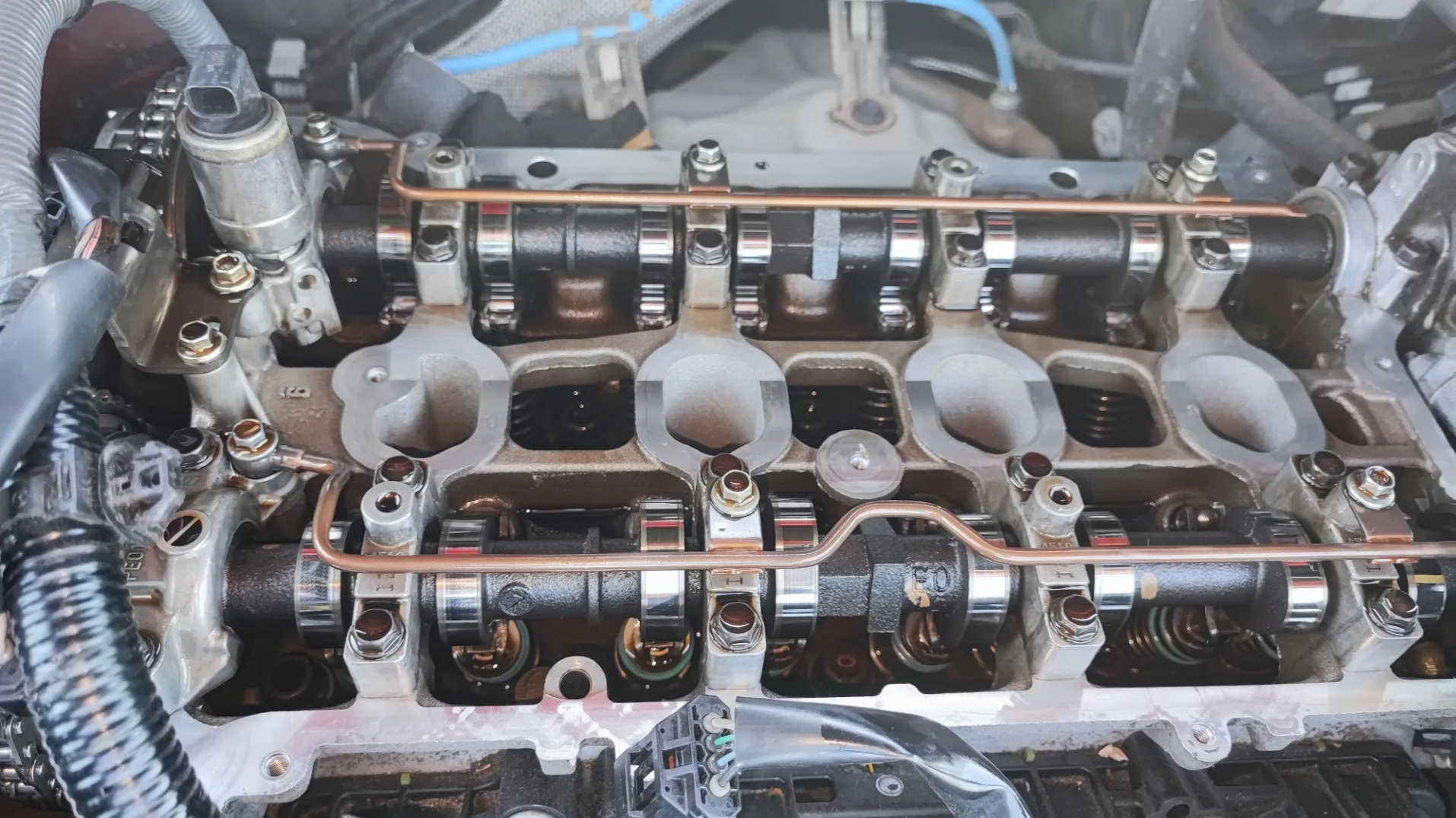 Замена прокладки клапанной крышки Мазда 6