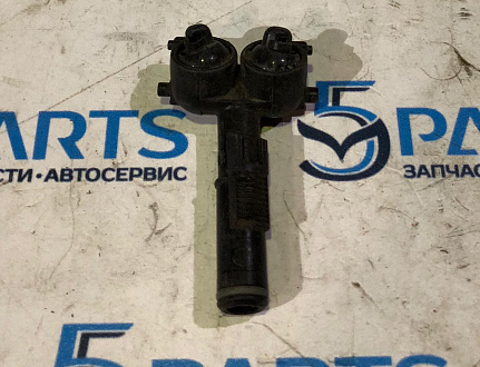 Форсунка омывателя фар правая M3 (BK), M5 