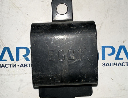 Кожух кронштейна замка капота CX-7 (ER) 2007-2012