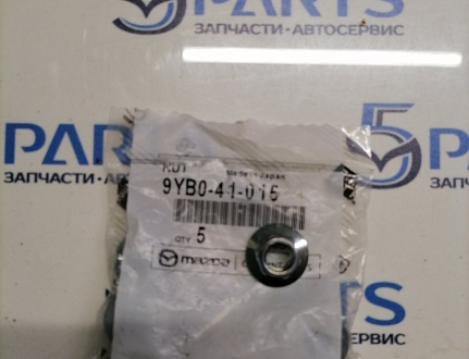 Гайка трубы приемной