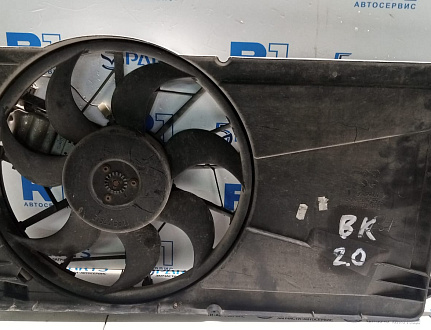 Диффузор радиатора M3 (BK) 2,0 2003-2009