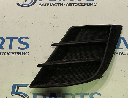 Заглушка ПТФ левой M3 (BL) 2009-2011