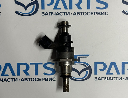 Форсунка топливная M3, M6, CX-7 2.3